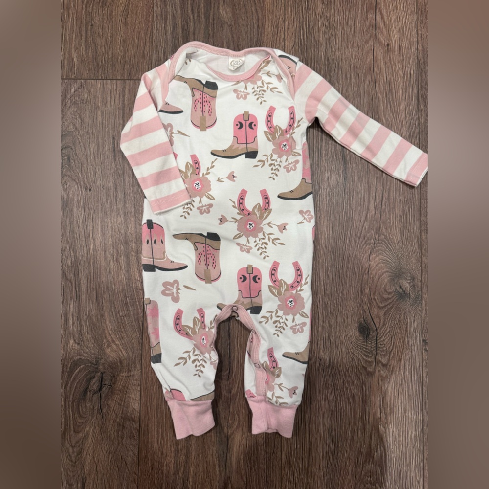 Tess Babe Cowgirl Boots Pink One Piece Baby Pajamas 6-9m